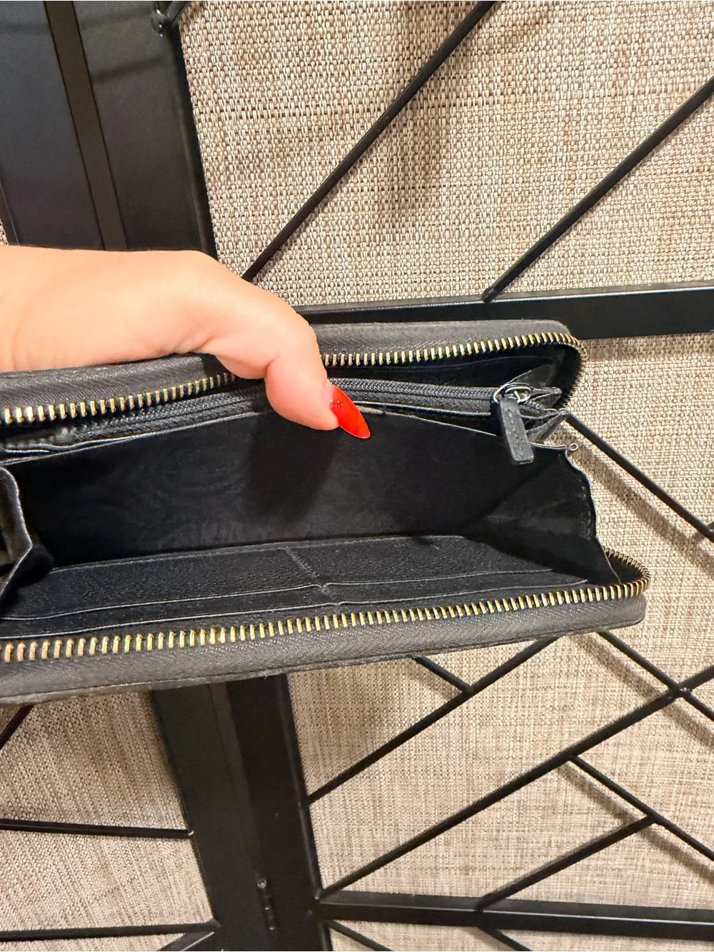 Gucci Black Zip-Around Leather Long Wallet w/ Green & Red Stripe Detail